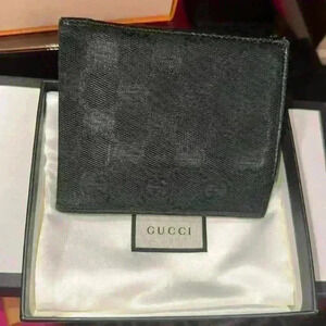 Gucci Men’s wallet